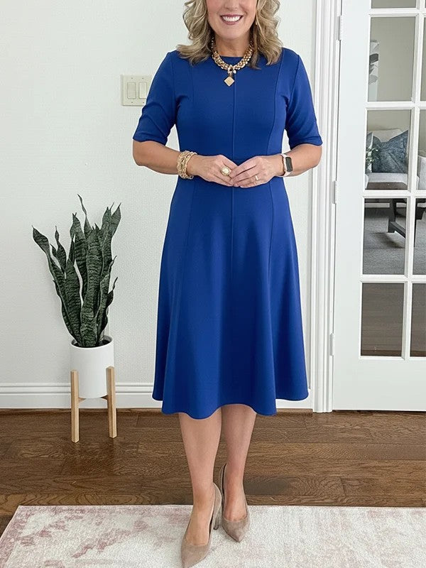 Robe Midi Femme Évasée Col Rond pour Style Élégant et Silhouette Féminine