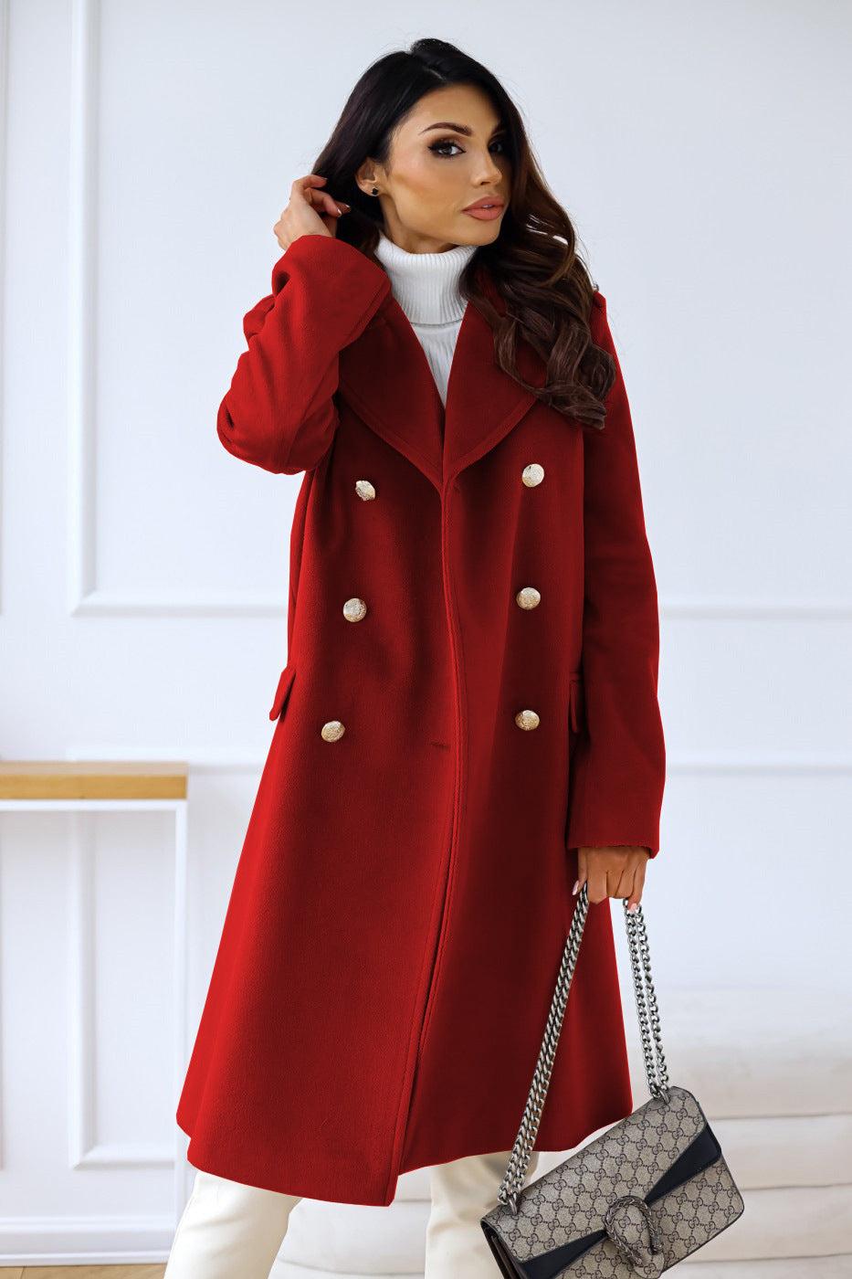 Manteau femme long à boutons coupe élégante en laine mélangée usage urbain