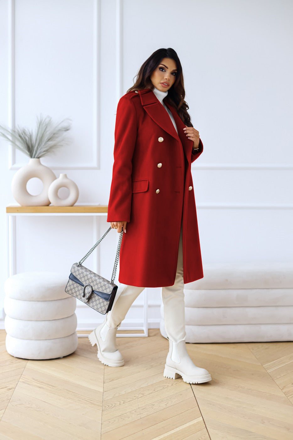 Manteau femme long à boutons coupe élégante en laine mélangée usage urbain
