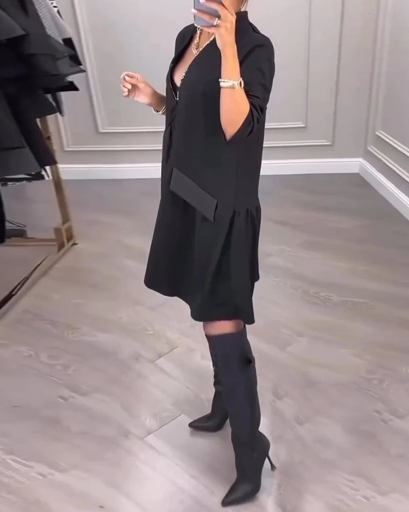 Robe femme coupe A à col V – Élégance artistique et confort hivernal