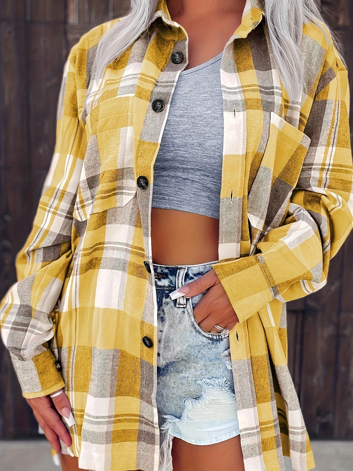 Chemise longue femme à carreaux avec poches et boutons
