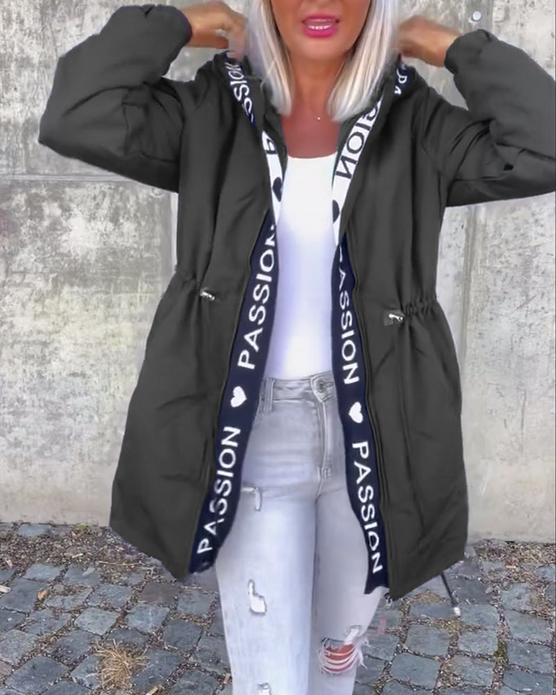 Trench-coat long à capuche femme – Léger, coupe ample, style moderne