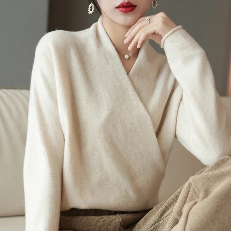 Pull Cache-Cœur Femme Col V en Maille Élégante