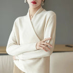 Pull Cache-Cœur Femme Col V en Maille Élégante