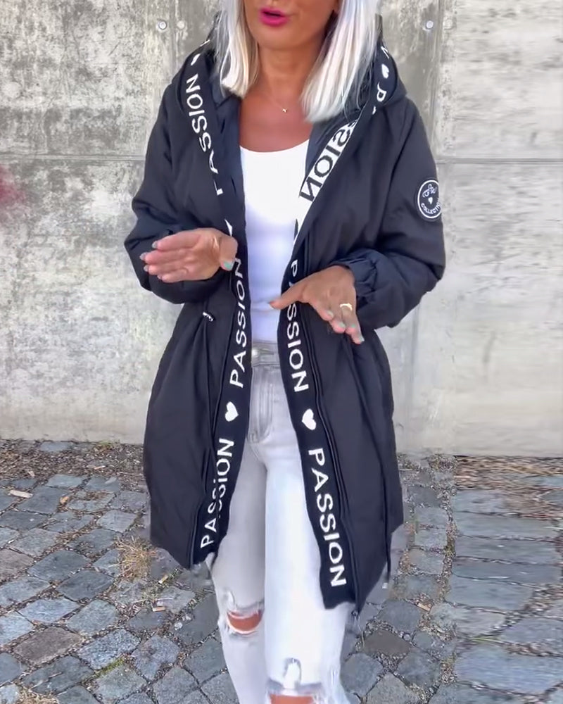Trench-coat long à capuche femme – Léger, coupe ample, style moderne
