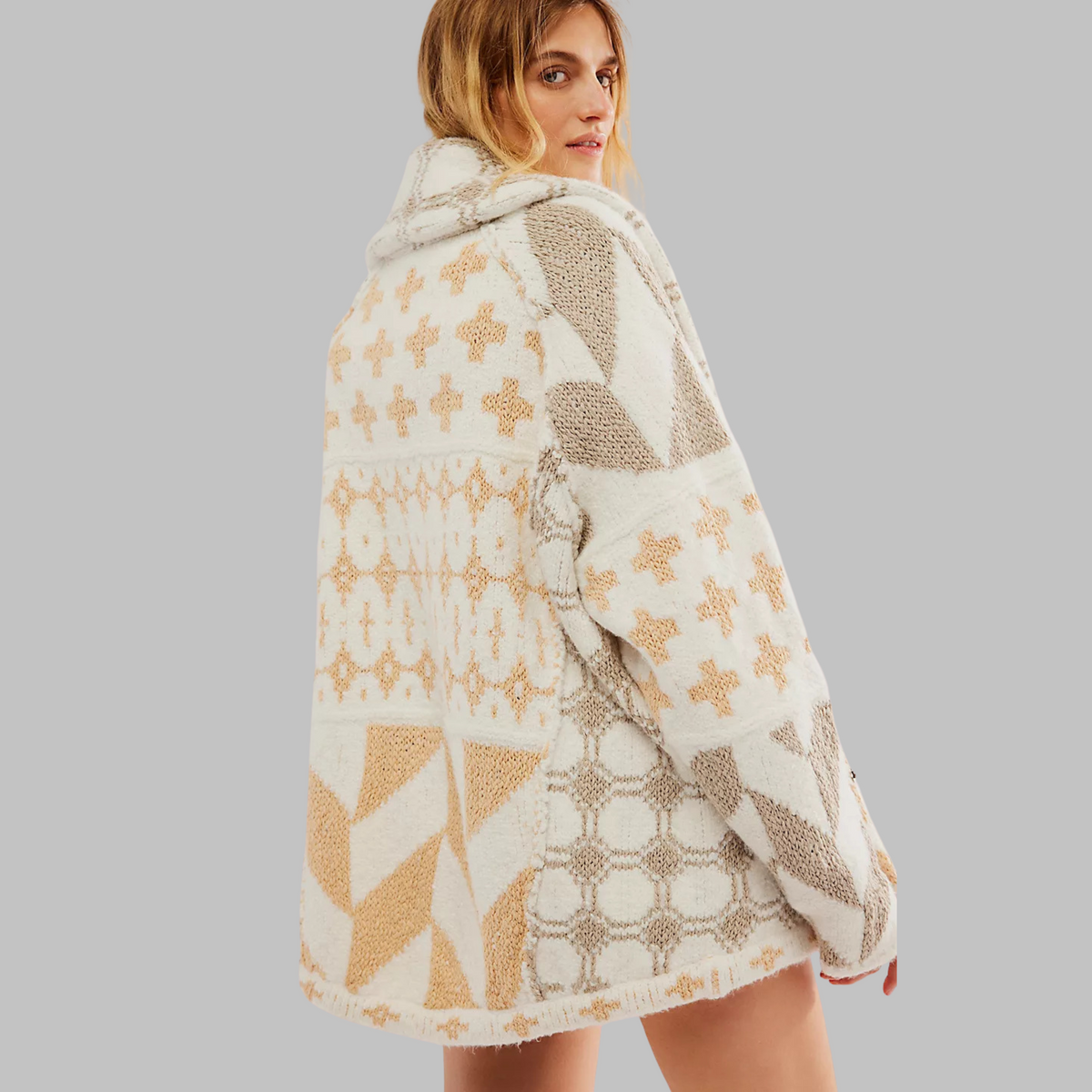 Cardigan oversize femme à col boutonné – style vintage, maille douce et confort saisonnier