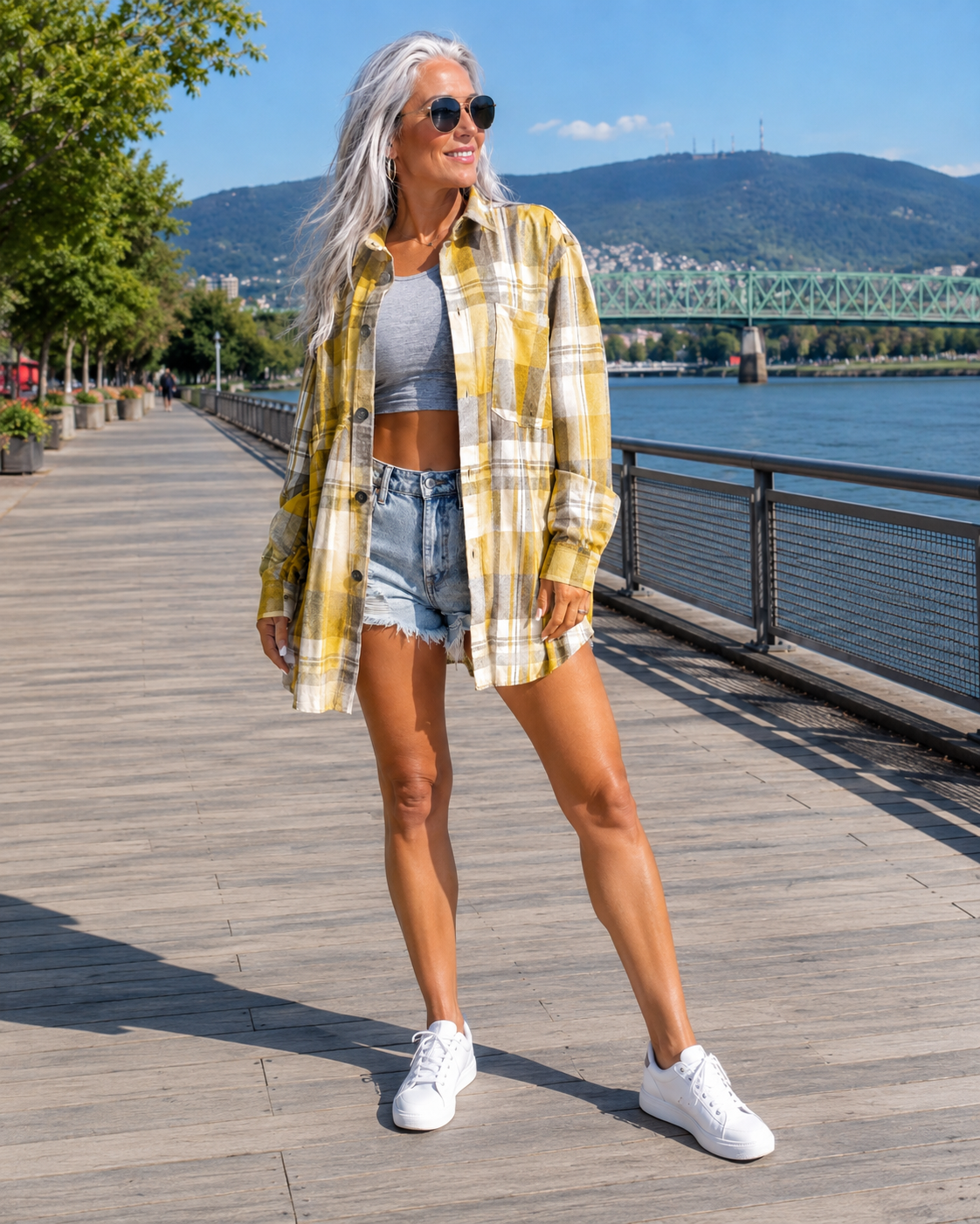 Chemise longue femme à carreaux avec poches et boutons
