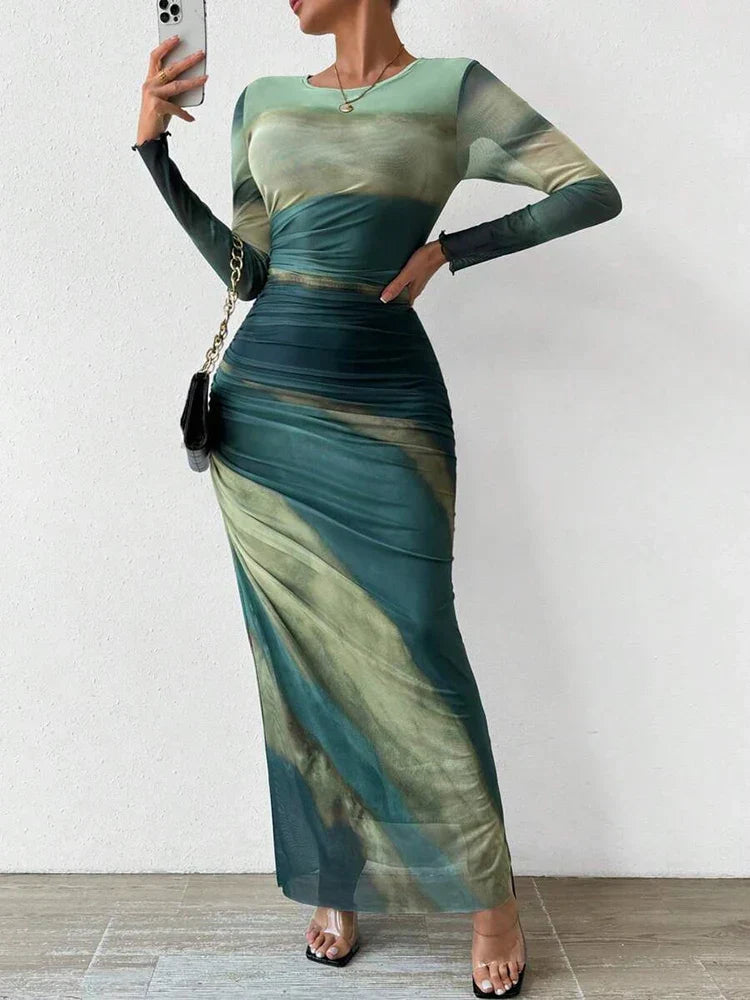 Robe Maxi Femme Ajustée Imprimée Col Rond pour Silhouette Élégante et Style Glamour