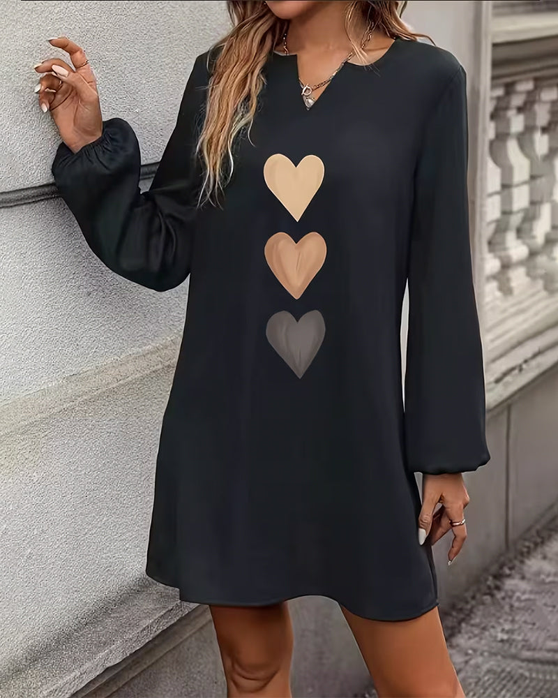 Robe droite femme à motif cœur – Confort quotidien et élégance décontractée