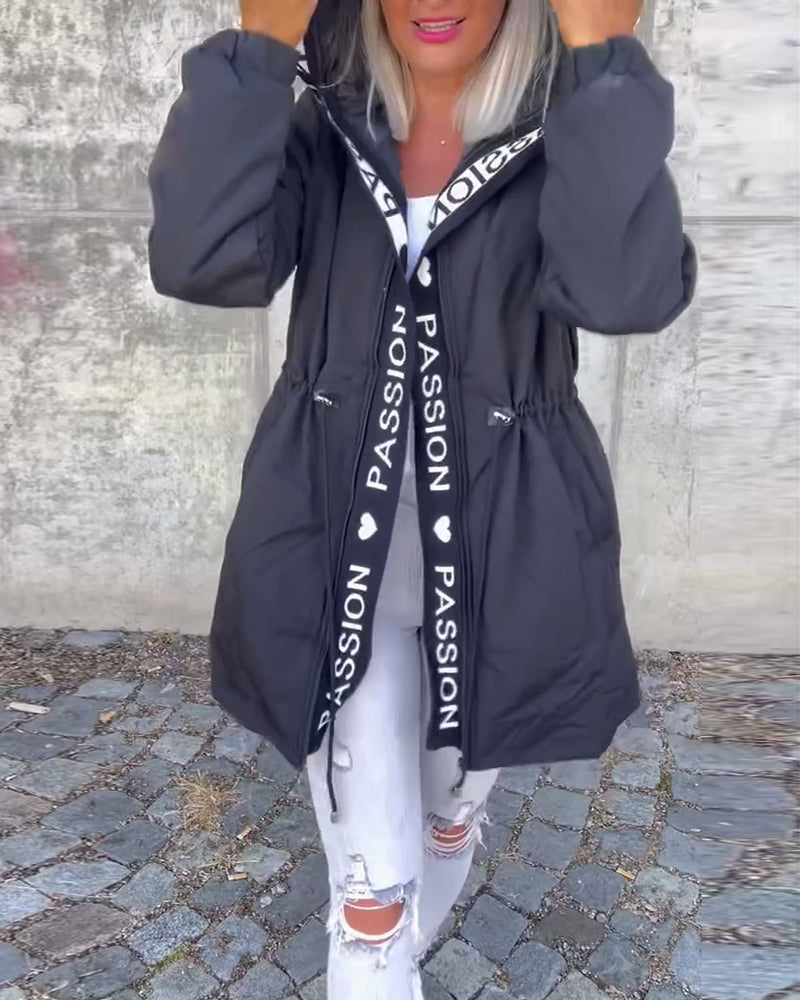 Trench-coat long à capuche femme – Léger, coupe ample, style moderne