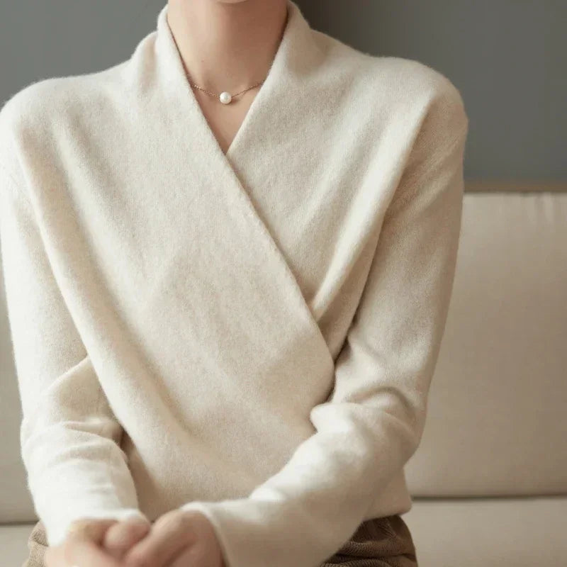 Pull Cache-Cœur Femme Col V en Maille Élégante