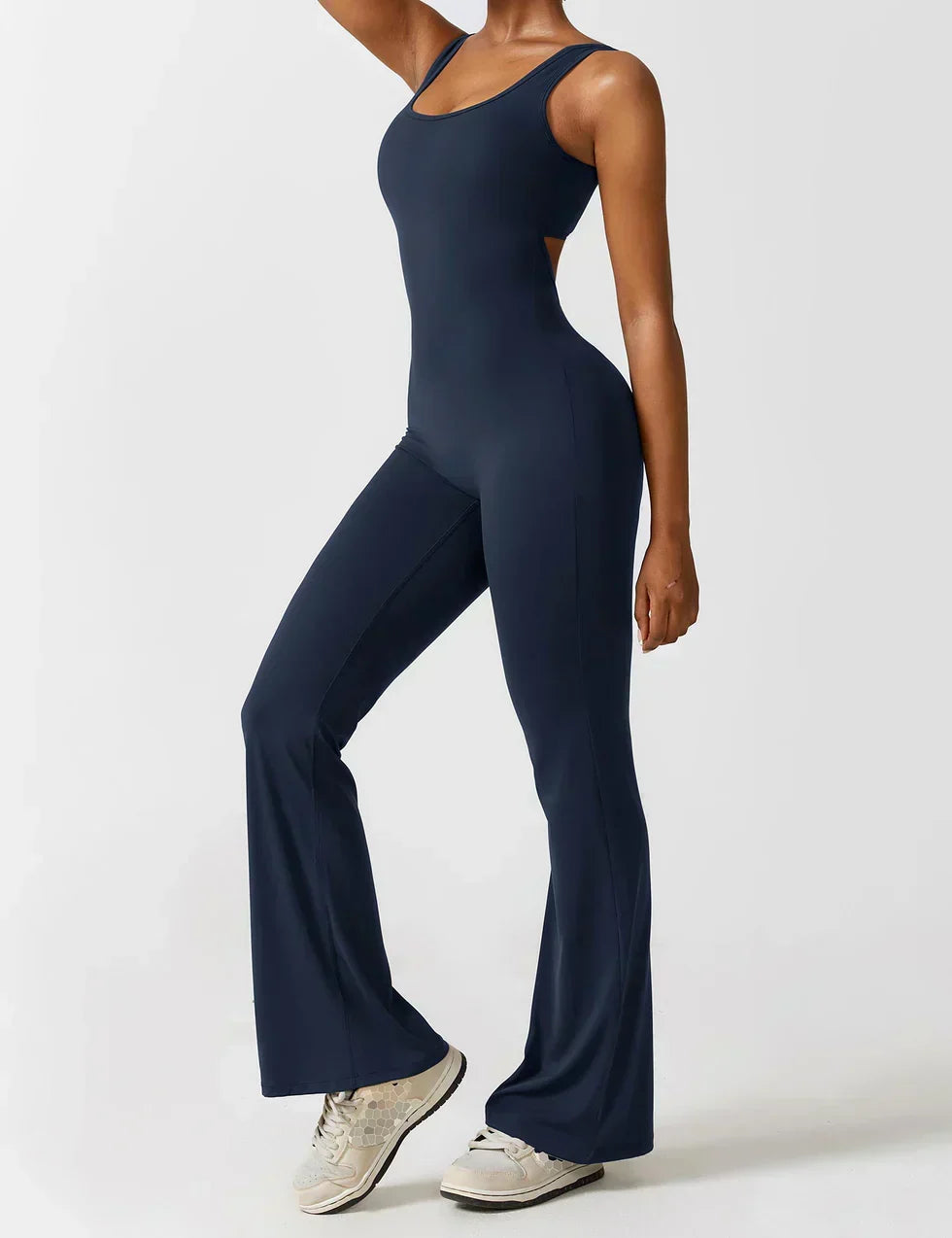 Combinaison flare femme dos ouvert – combinaison sculptante extensible pour sport et loisirs