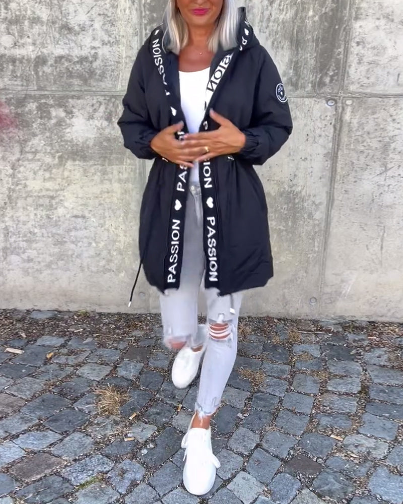 Trench-coat long à capuche femme – Léger, coupe ample, style moderne