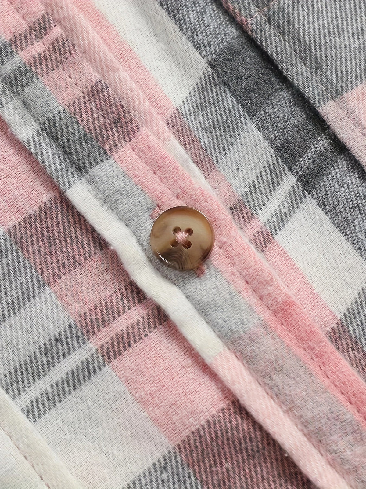 Chemise longue femme à carreaux avec poches et boutons
