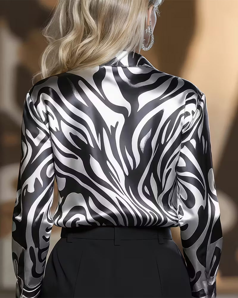 Chemise femme imprimée col V | Élégante & confortable