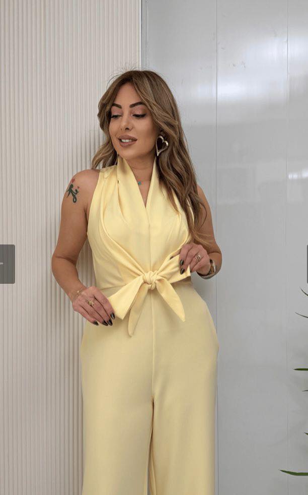 Combinaison Femme Fluide Col Drapé Taille Nouée Coupe Élégante