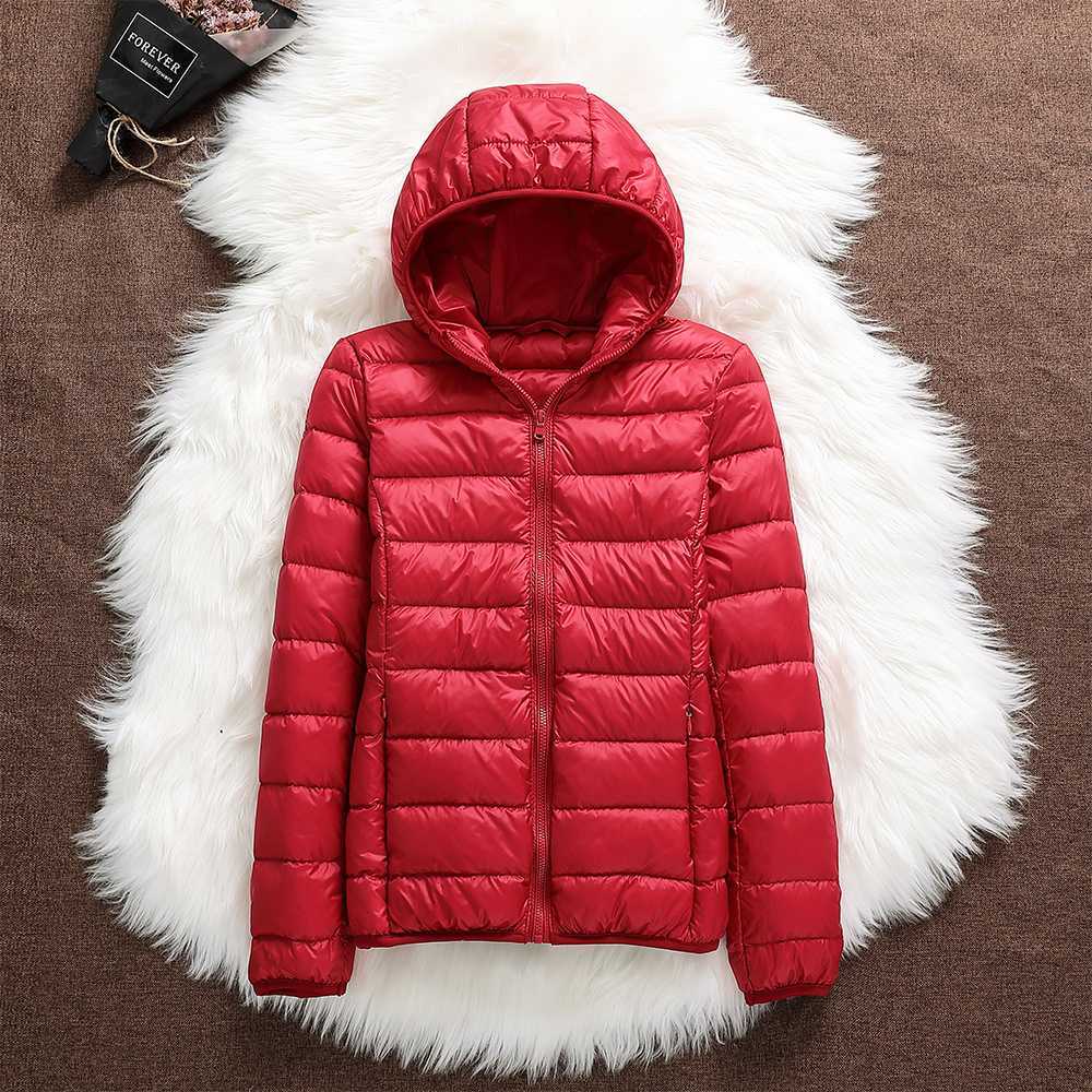 Doudoune légère femme à capuche – veste matelassée compacte pour mi-saison et hiver