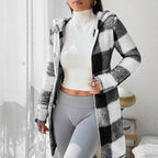 Veste femme longue à carreaux avec capuche – style cosy automne hiver