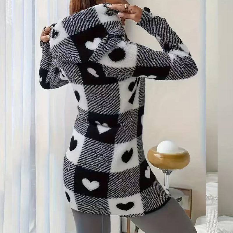 Veste femme longue à carreaux avec capuche – style cosy automne hiver