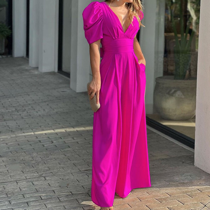 Combinaison femme élégante à col V et pantalon palazzo